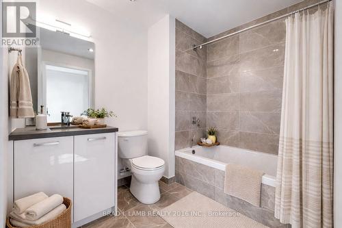 905 - 284 KING STREET E , Toronto, Ontario M5A 1K4 4