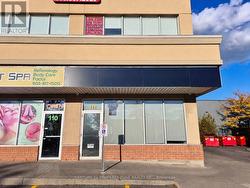 808 BRITANNIA ROAD  Mississauga, ON L5V 0A7