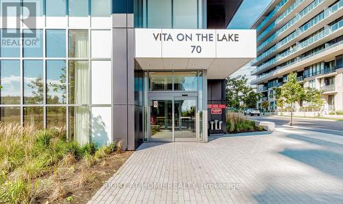 413 - 70 ANNIE CRAIG DRIVE W , Toronto, Ontario M8V 0G2 2