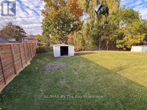 UNIT A - 22 EDWARD STREET W , Clearview (Creemore), Ontario L0M 1G0 5