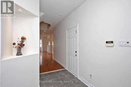 UPPER - 181 FAIRLANE CRESCENT , Vaughan (Vellore Village), Ontario L4H 2G8 4