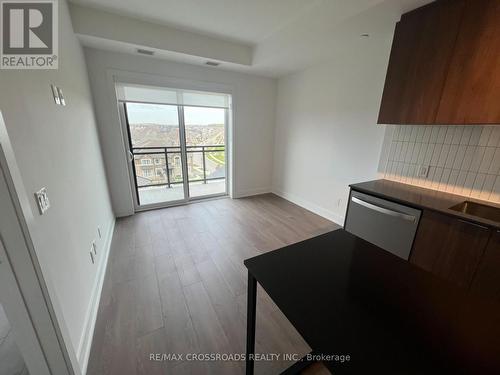 602 - 3008 WILLIAM CUTMORE BOULEVARD , Oakville, Ontario L6H 8A4 4