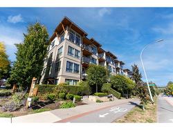 401 10455 154 STREET Surrey, BC V3R 0C5
