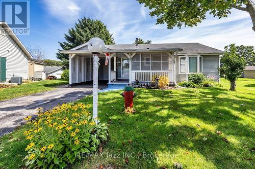 5 KING COURT  Clarington (Newcastle), ON L1B 1L7