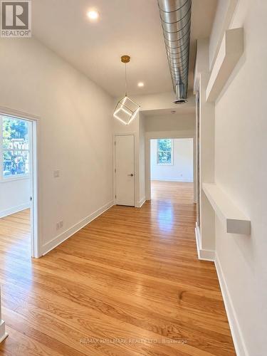 2 - 91 LEWIS STREET , Toronto, Ontario M4M 2H2 5