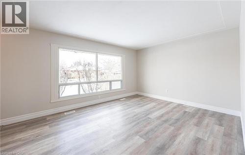 60 BURFIELD Avenue Unit# 1 , Hamilton, Ontario L8T 2J9 4