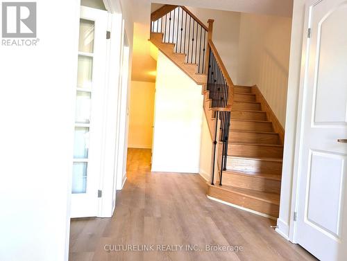 47 MUMBAI DRIVE , Markham, Ontario L3S 0G1 2