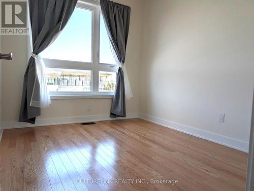 47 MUMBAI DRIVE , Markham, Ontario L3S 0G1 5