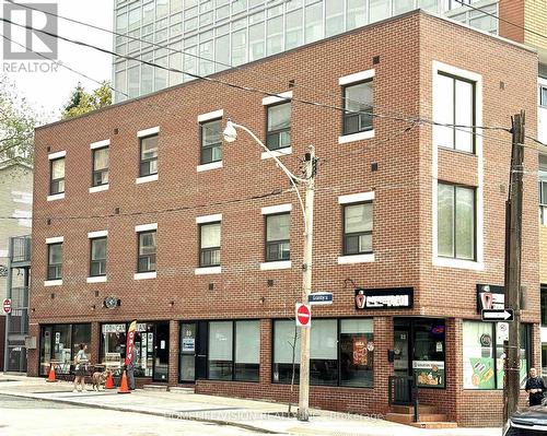 202 - 377 CHURCH STREET , Toronto, Ontario M5B 1Z9 2