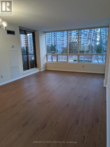 501 - 5765 YONGE STREET , Toronto, Ontario M2M 4H9 3