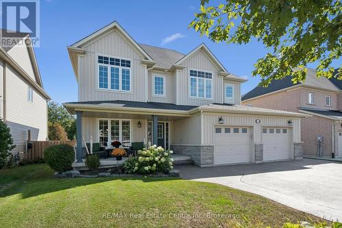 106 RYAN STREET  Centre Wellington (Fergus), ON N1M 0E4