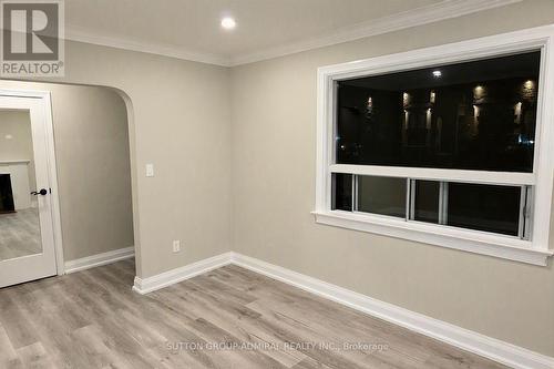 493 HOUNSLOW AVENUE , Toronto, Ontario M2R 1J1 4