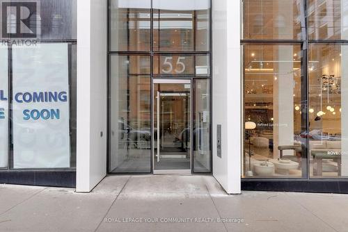 1909 - 55 ONTARIO STREET , Toronto, Ontario M5H 0T8 2
