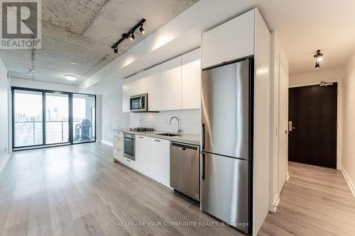 1909 - 55 ONTARIO STREET , Toronto, Ontario M5H 0T8 3