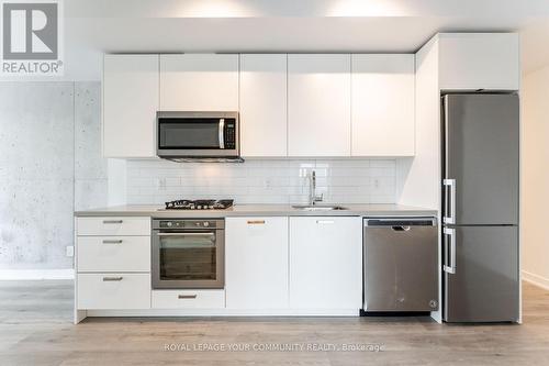 1909 - 55 ONTARIO STREET , Toronto, Ontario M5H 0T8 5
