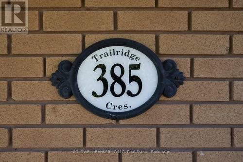 385 TRAILRIDGE CRESCENT , Oshawa (Pinecrest), Ontario L1K 1Y5 2