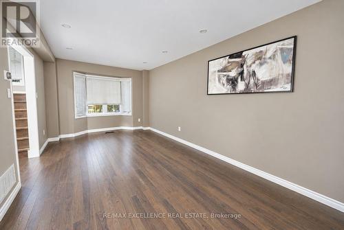 2371 CLEARSIDE COURT , Pickering, Ontario L1X 2T9 3