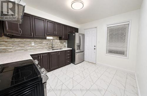 2371 CLEARSIDE COURT , Pickering, Ontario L1X 2T9 4