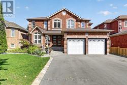 2015 VALEWOOD COURT  Oshawa, ON L1G 7X9