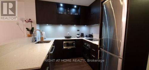 2003 - 55 REGENT PARK BOULEVARD , Toronto, Ontario M5A 0C2 5