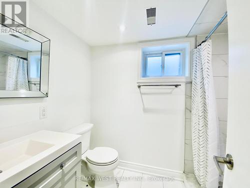 BSMT - 30 FLAMBOROUGH DRIVE , Toronto, Ontario M6M 2R4 4