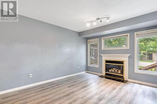 22 - 185 NORTH CENTRE ROAD , London North (North B), Ontario N5X 4C9 4