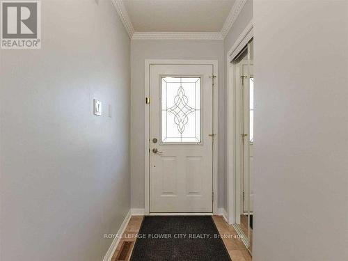 43 GARIBALDI DRIVE , Brampton, Ontario L6X 4Y7 3