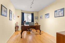 Bureau - 