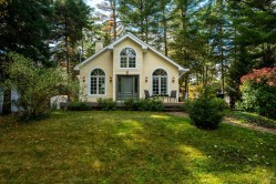1117 Rue du Tour-du-Lac Val-David, QC J0T 2N0