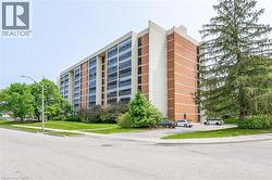 65 WESTMOUNT Road N Unit# 910  Waterloo, ON N2L 5G6