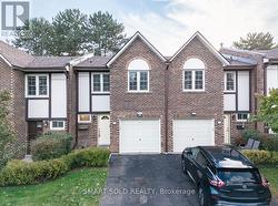 32 - 2120 RATHBURN ROAD E  Mississauga, ON L4W 2S8