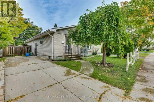 MAIN - 63 RENNY CRESCENT , London South (South X), Ontario N6E 2C4 3