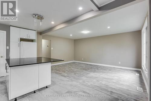 MAIN - 63 RENNY CRESCENT , London South (South X), Ontario N6E 2C4 5