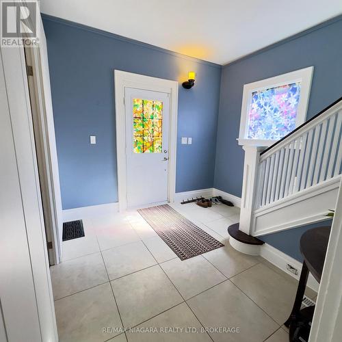 4825 CRYSLER AVENUE , Niagara Falls (Downtown), Ontario L2E 3W3 4