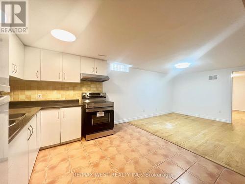 BSMT - 147 WOODHALL ROAD , Markham, Ontario L3S 1M5 2