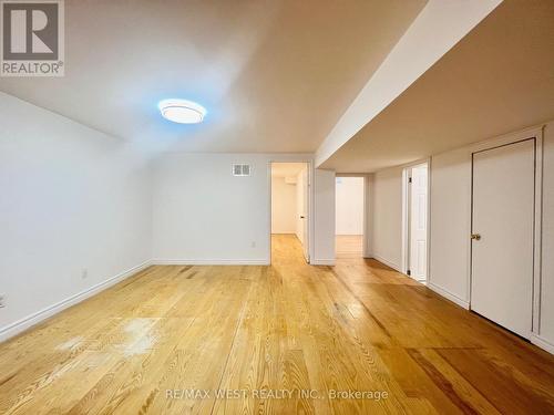 BSMT - 147 WOODHALL ROAD , Markham, Ontario L3S 1M5 5