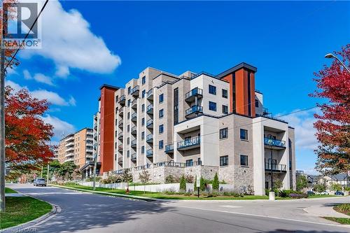 30 HAMILTON Street S Unit# 304 , Waterdown, Ontario L8B 1V8 1