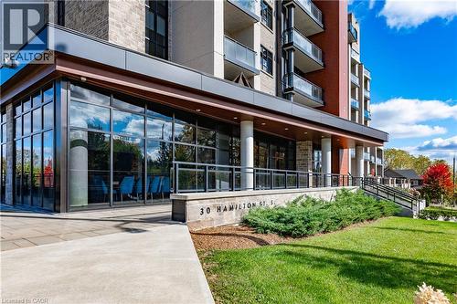 30 HAMILTON Street S Unit# 304 , Waterdown, Ontario L8B 1V8 3