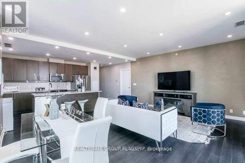 2801 - 3985 GRAND PARK DRIVE , Mississauga, Ontario L5B 0H8 4