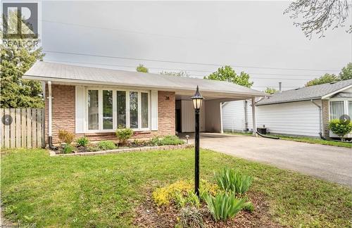 38 JAY Court Unit# UPPER , Kitchener, Ontario N2E 1P8 2