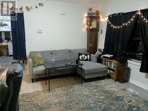 MAIN - 34 JUNKIN STREET , St. Catharines (Downtown), Ontario L2R 1N6 4