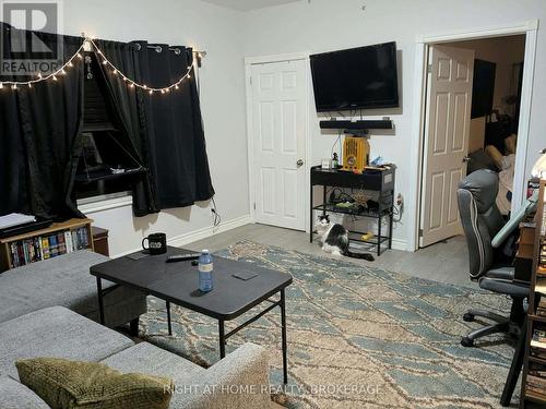 MAIN - 34 JUNKIN STREET , St. Catharines (Downtown), Ontario L2R 1N6 5
