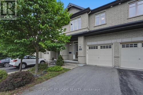 599 REMNOR AVENUE , Ottawa, Ontario K2T 0A6