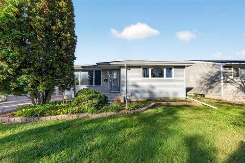 284 Rita St, Winnipeg, MB 