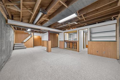 284 Rita St, Winnipeg, MB 
