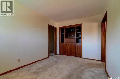 5 Wheaton Crescent, Regina, SK 