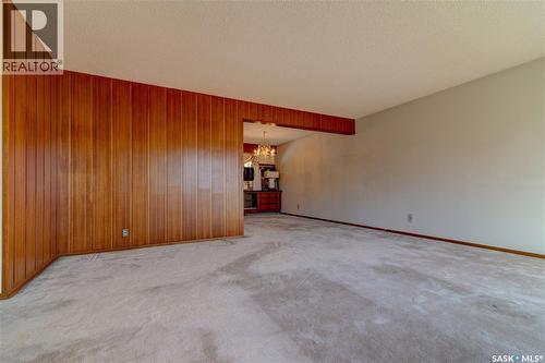 5 Wheaton Crescent, Regina, SK 