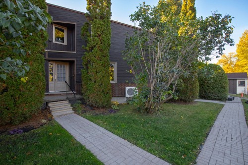 1026 Rue Hélène-Boullé  Boucherville, QC J4B 2A7