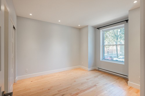3515 Boul. Décarie , Montréal (Côte-des-Neiges/Notre-Dame-de-Grâce), QC H4A 3J4 5