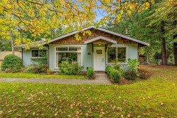1972 Greenwood Cres  Comox, BC V9M 4B1